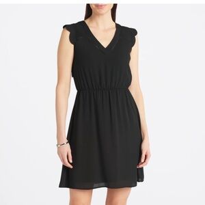 21 Hawthorn Elegant Black Sleeveless Dress